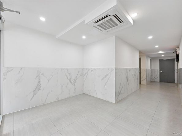 3520 146th Street 3B, Flushing NY 11354