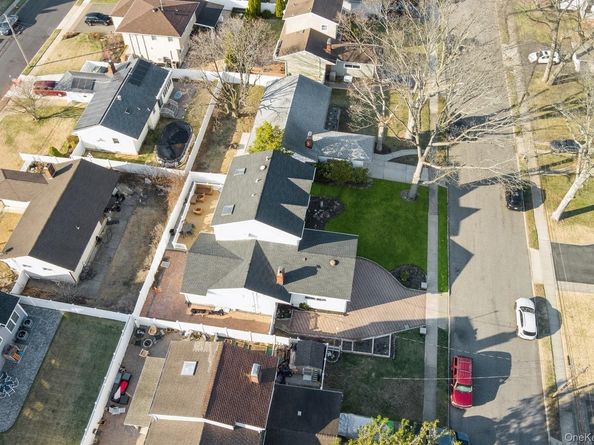 204A Broadway, Massapequa Park NY 11762