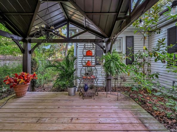 136 Beach Road, Wading River NY 11792