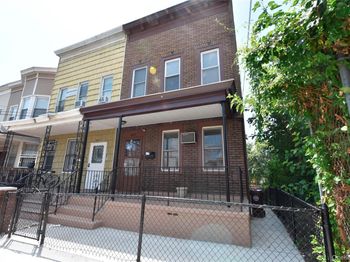 55-12 Van Cleef Street
