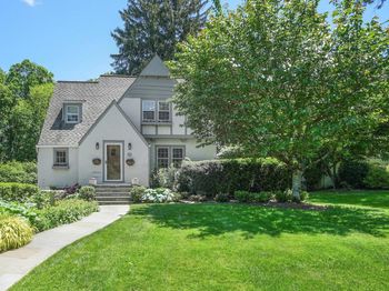 16 Coralyn Road