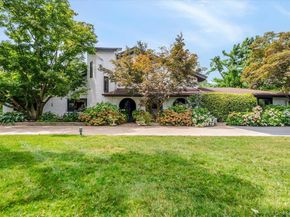 50 Cedar Lane, Babylon NY 11702