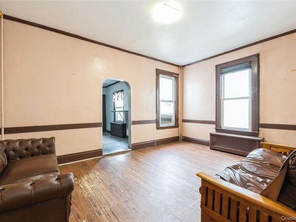 502 Chestnut Street, Brooklyn NY 11208