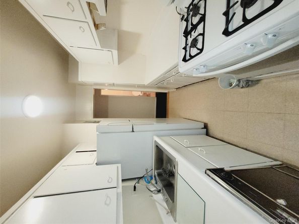99-30 59th Avenue 3K, Corona NY 11368