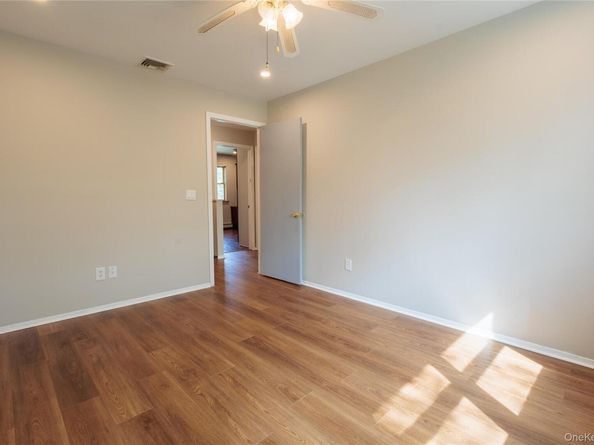 14 Hill Road, Saint James NY 11780
