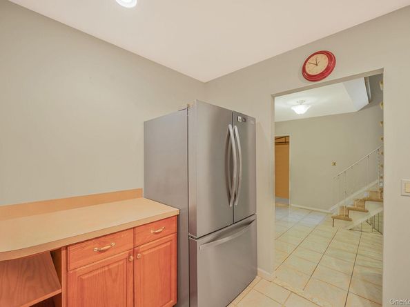 154 Acorn Avenue, Central Islip NY 11722