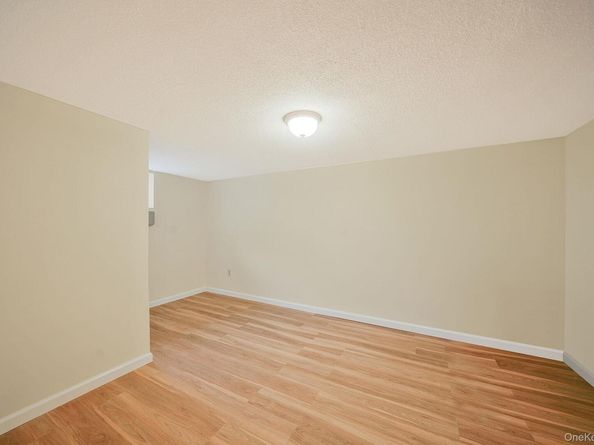 154 Acorn Avenue, Central Islip NY 11722