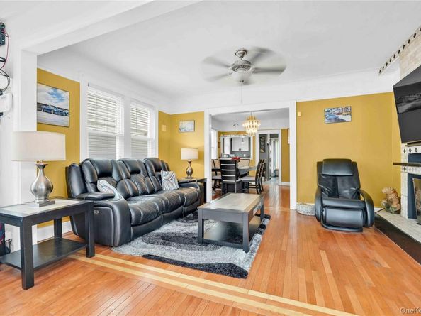 8844 202nd Street, Hollis NY 11423