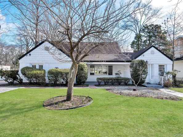 69A Warwick Road, Great Neck NY 11023