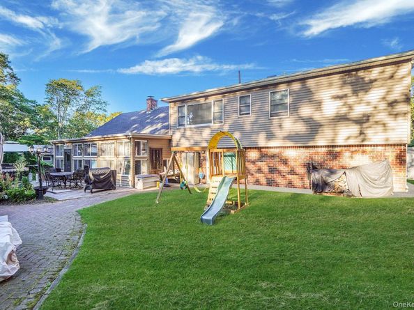 12 Water Road, Rocky Point NY 11778