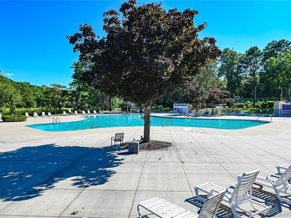 673 Blue Ridge Drive, Medford NY 11763