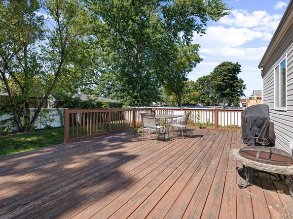 1706 Manatuck Boulevard, Bay Shore NY 11706
