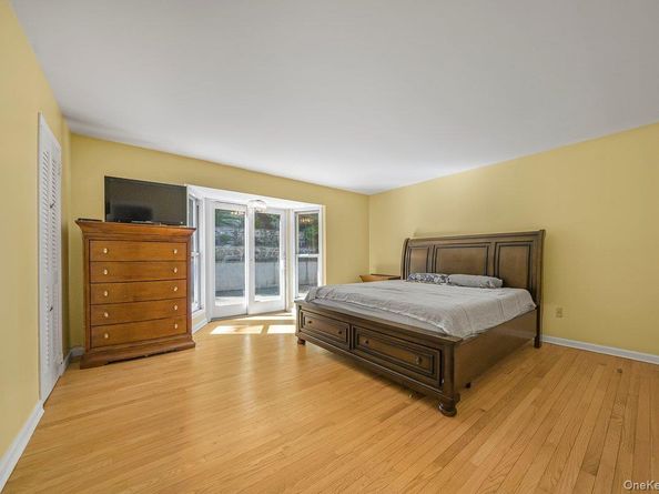 65 Brookdale Drive, Yonkers NY 10710