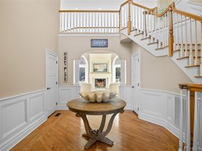 98 Spring Pond Lane, Southampton NY 11968