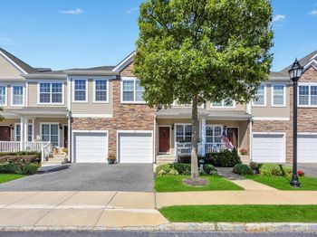 62 Warwick Drive