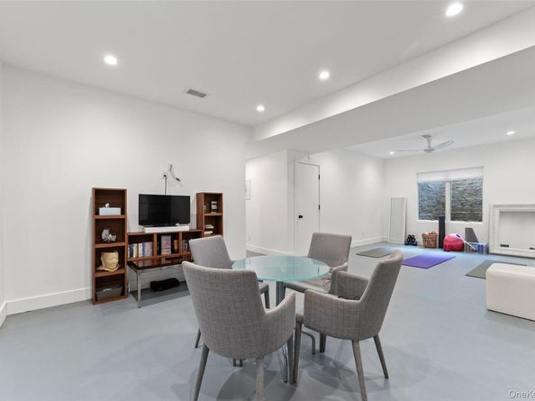 11 Castle Street, Bronxville NY 10708