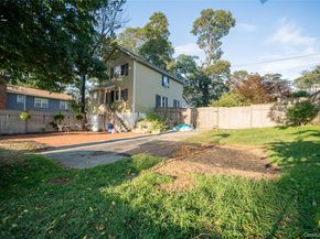 5 Charles Place, Huntington Station NY 11746