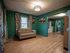 5 Charles Place, Huntington Station NY 11746