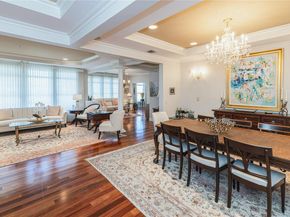 290 Roosevelt Way, Westbury NY 11590