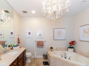 290 Roosevelt Way, Westbury NY 11590