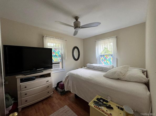443 N Country, Sound Beach NY 11789
