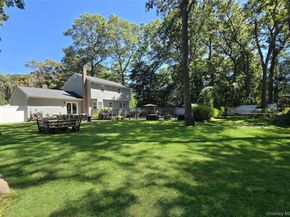 26 Royal Way, Shoreham NY 11786