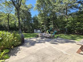26 Royal Way, Shoreham NY 11786