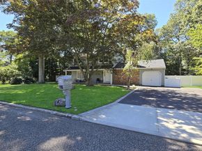 26 Royal Way, Shoreham NY 11786