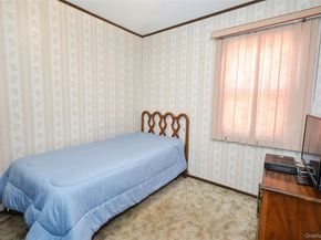 101 Hampton Avenue, Albertson NY 11507