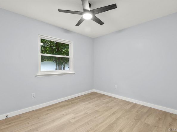 7 Artist Drive, Middle Island NY 11953