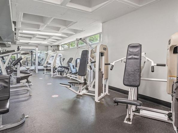 152-18 Union Turnpike 11A, Flushing NY 11367