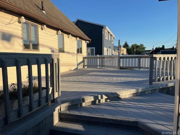 3977 Wellwood Road, Seaford NY 11783