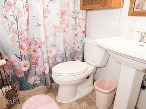 4 Andam Way, Saint James NY 11780