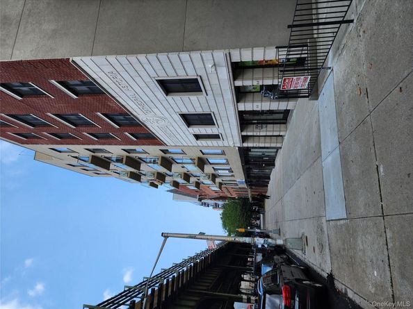 3063 31st Street 605, Astoria NY 11102