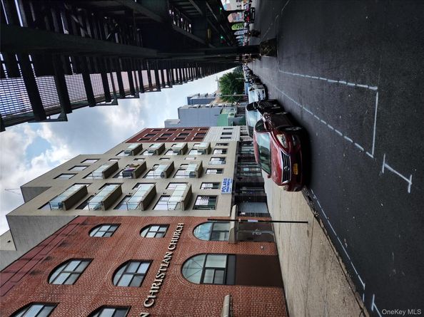 3063 31st Street 605, Astoria NY 11102