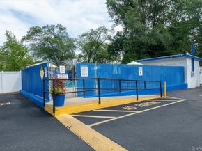 1600 Grand Avenue V1, Baldwin NY 11510