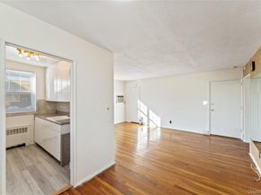 249-36 63rd Avenue 41282, Little Neck NY 11362