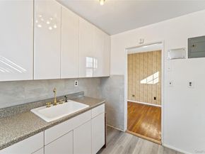 249-36 63rd Avenue 41282, Little Neck NY 11362