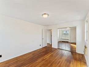 249-36 63rd Avenue 41282, Little Neck NY 11362