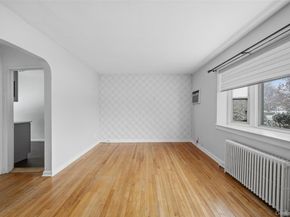 263-03 73rd Avenue 03, Glen Oaks NY 11004