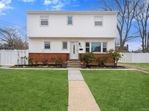 299 28th Street, Copiague NY 11726