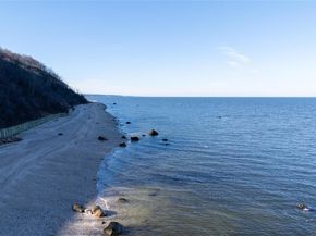 136 Beach Road, Wading River NY 11792