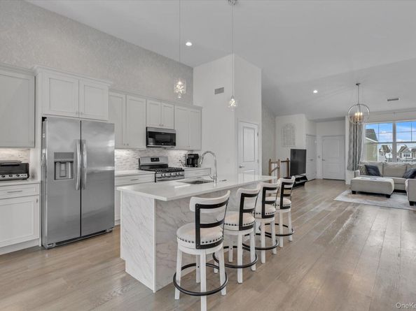 278 Silver Timber Drive, Yaphank NY 11980