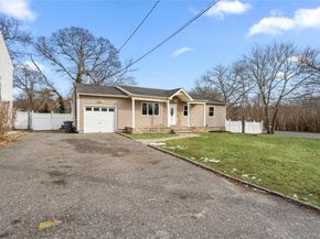 6 Edward Court, Lake Ronkonkoma NY 11779