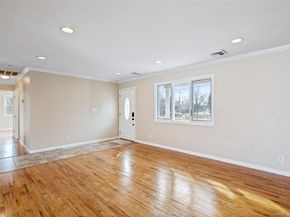 6 Edward Court, Lake Ronkonkoma NY 11779