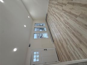 24 Kimberly Court, Baiting Hollow NY 11933