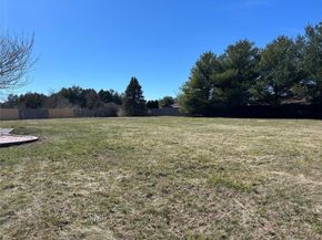 24 Kimberly Court, Baiting Hollow NY 11933