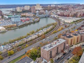 2545 Sedgwick Avenue 2J, Bronx NY 10468