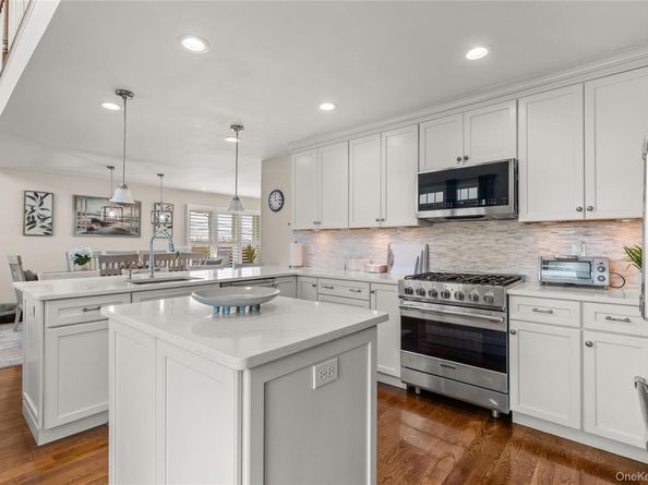 20 Namkee Lane, Blue Point NY 11715