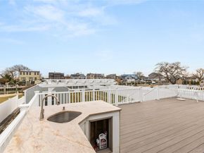 20 Namkee Lane, Blue Point NY 11715